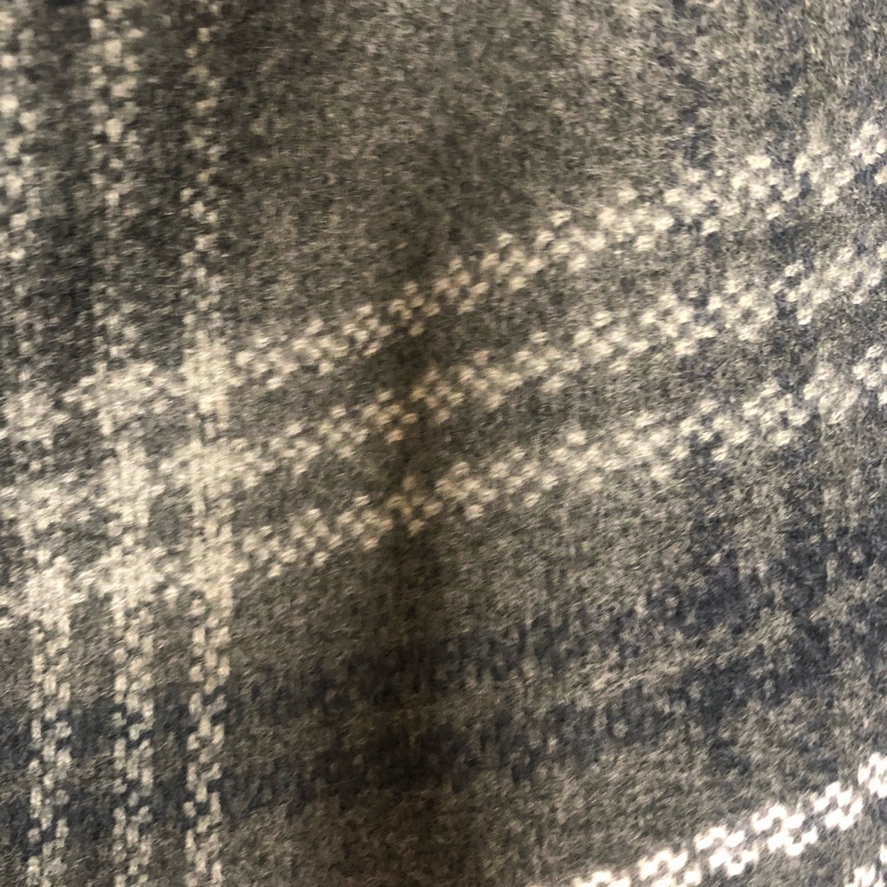 Poncho - Picture 2 of 3